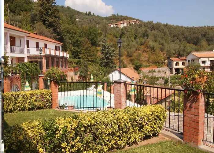 In * Casanova Lerrone